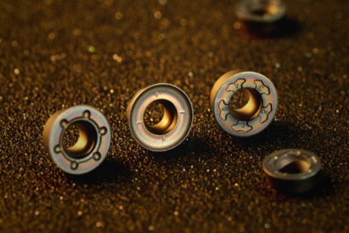 SUS304不锈钢材料55度圆鼻刀3C配件加工